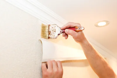 Pose de papier peint à Lutilhous — revêtements muraux et toiles de verre